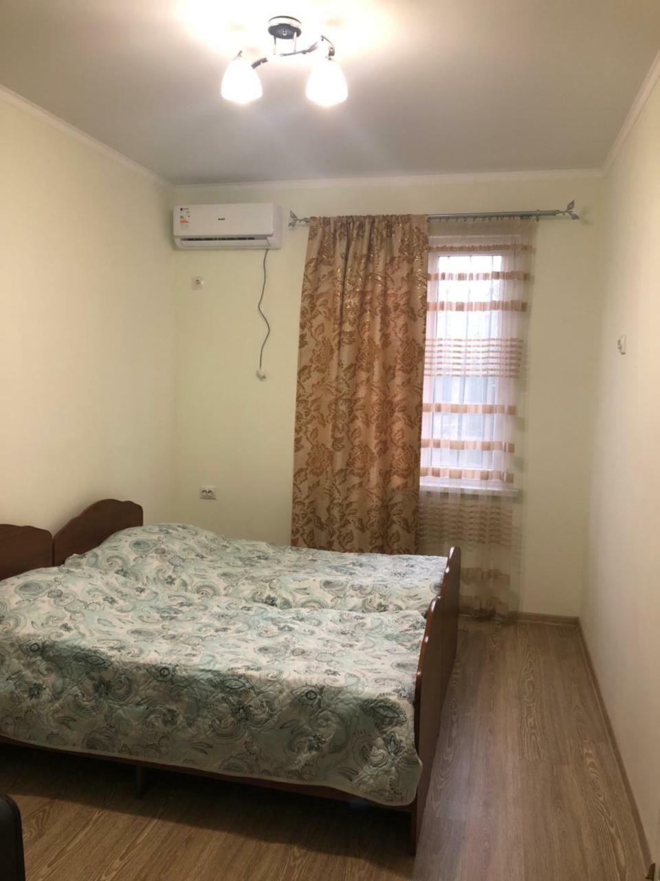 Guest House Nadia Sukhumi Luaran gambar